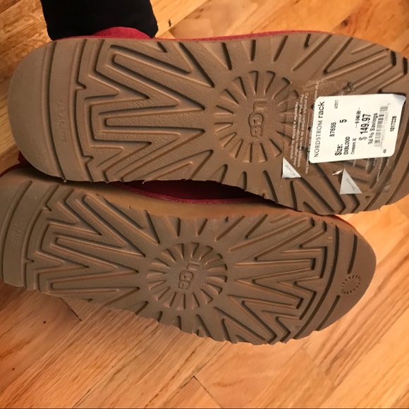 NEW UGG MINI SWAROVSKI CRYSTAL BOOT - Picture 5 of 9